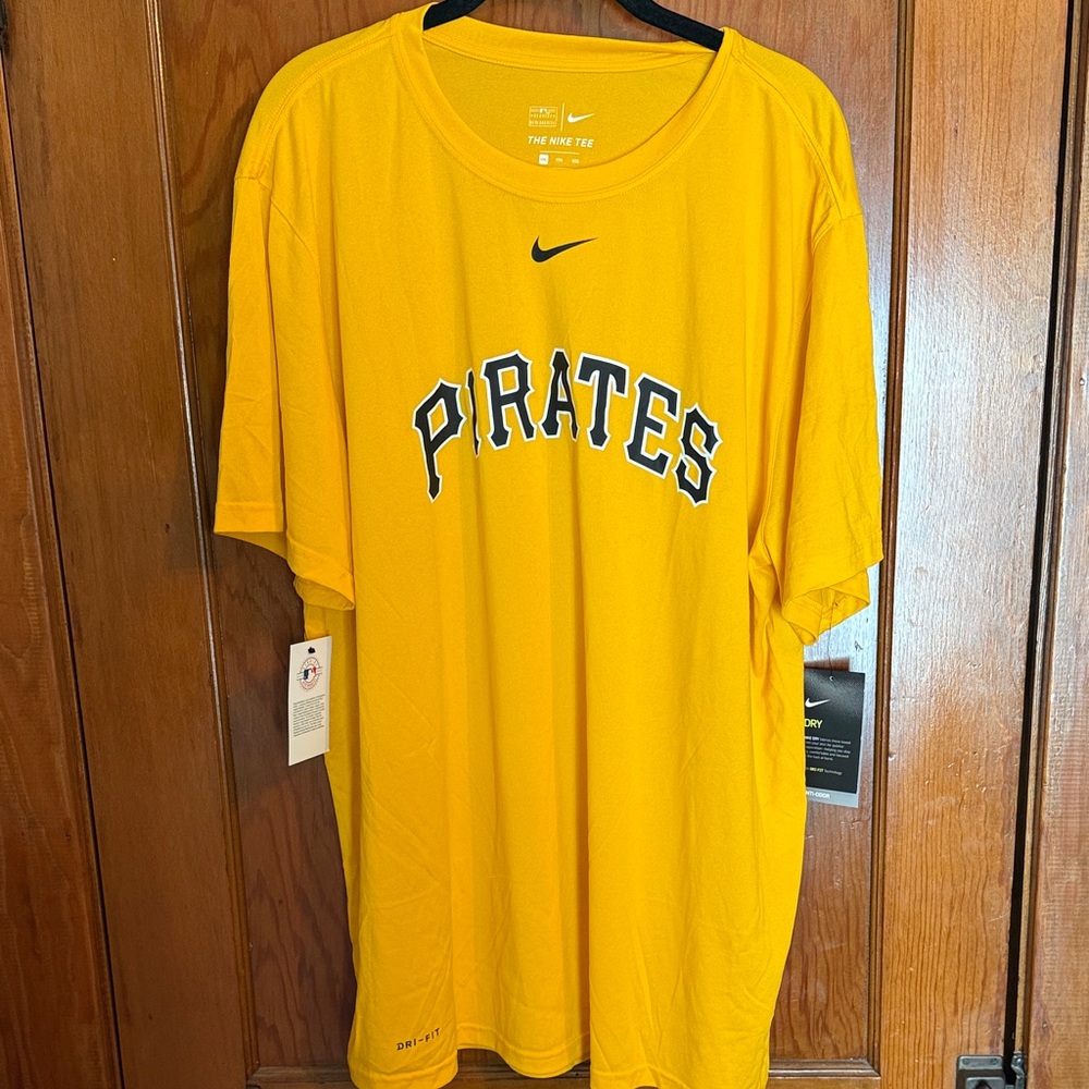 Nike Men's Dri-Fit Pirates Tee Shirt